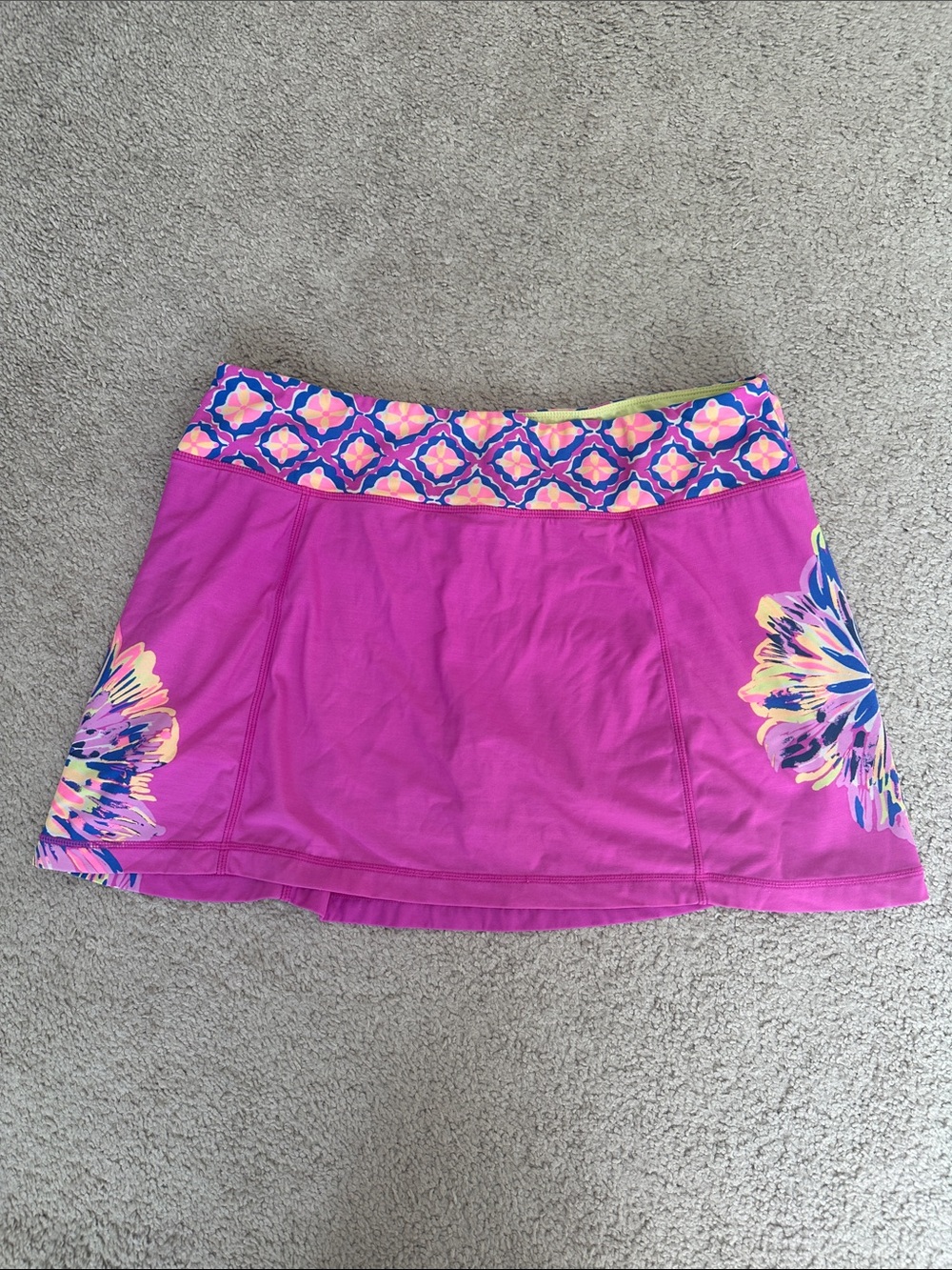 Lilly Pulitzer Pink Floral-Accent Active Skirt with shorts- Size L